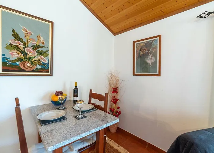 Isabel Appartement *